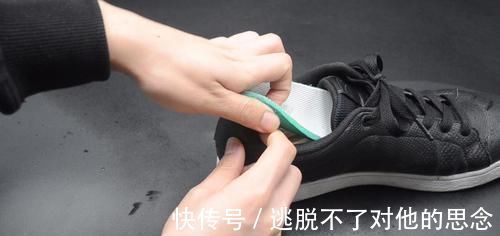 纸巾|为什么出门时要塞一张纸巾,好多人还不懂怎么回事,真的涨知识了