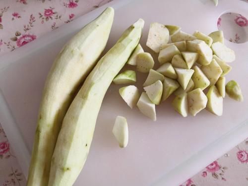 这菜比鱼鲜,比肉贵,一斤20块,常吃身体好,可惜知道的人不多