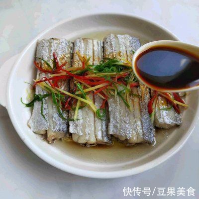 据说这个时候吃清蒸带鱼，是最好的