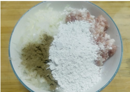  我家三天两头就会做，外脆里香嫩，既可做早餐又能当零食，太香了