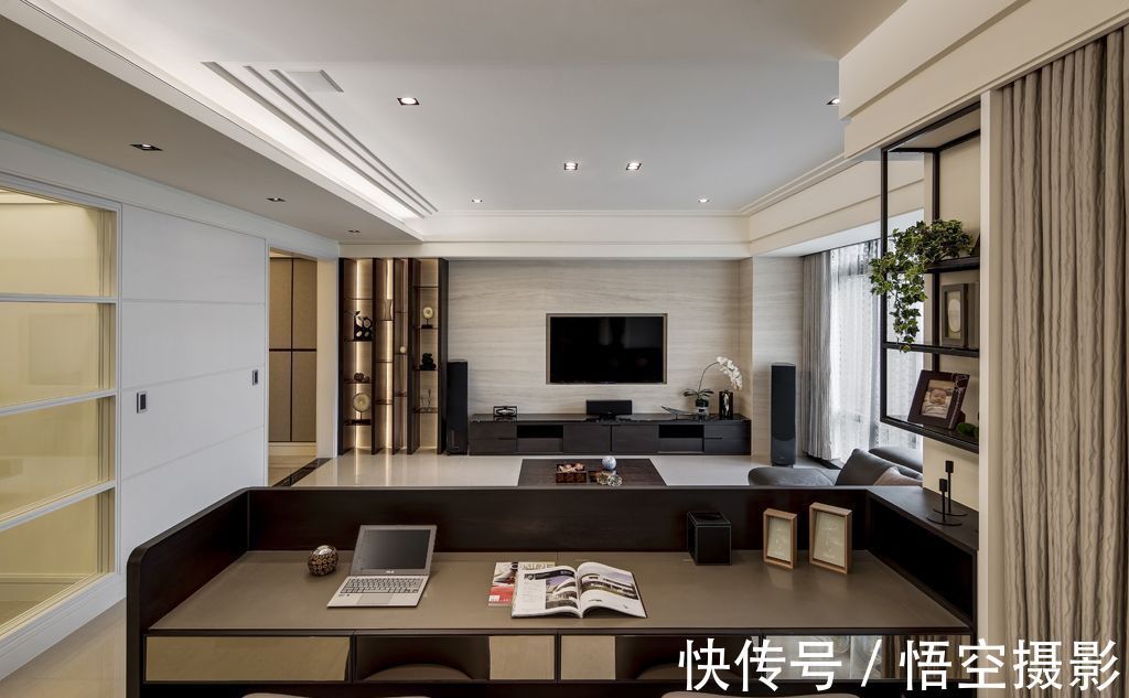 护墙板|极家精装客厅到内在的质量装修