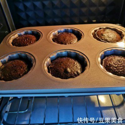 天使|能敲出金属声音的抹茶可露丽Cannelés天使之铃