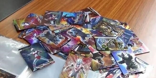 盲盒|孩子疯狂迷恋的“奥特曼卡片”好在哪里?为啥会成为社交硬通货?