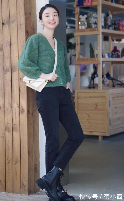 西装裤|果真,穿裤子还是要“露脚踝”才洋气,小个子女生穿搭值得借鉴!