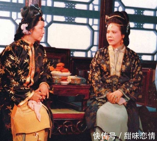 红楼梦$红楼梦:荣国府为什么是二儿媳当家?贾母的安排不是偏心是大智慧