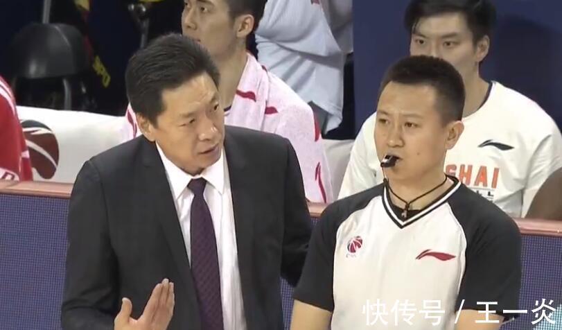 久事|黑色星期四!CBA第一第二同一天输球,深圳乱拳打死上海老师傅