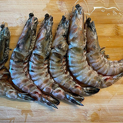 金剁椒蒜蓉黑虎虾