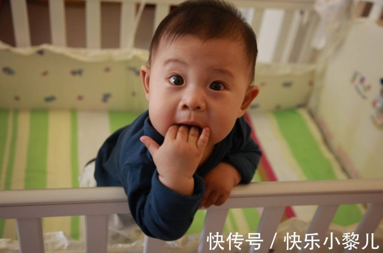 孩子|从小能吃手指和不能吃手指的孩子,20年后,四个差距会越来越大