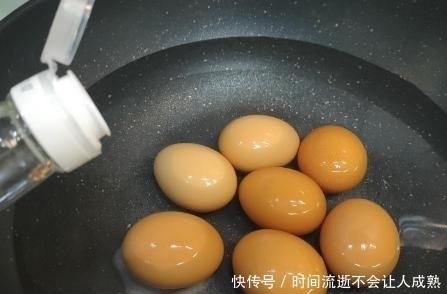 水煮鸡蛋容易裂开不好吃！记得加2料，鸡蛋完整不开裂，鲜香好剥壳