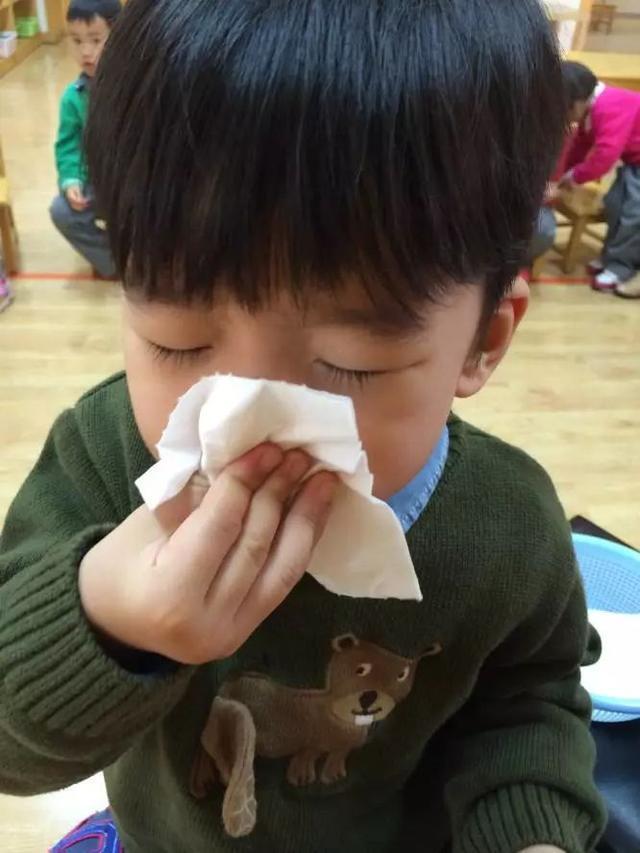 睡着|儿童专家娃身体发出4个“求救信号”时,说明脾胃虚,家长注意