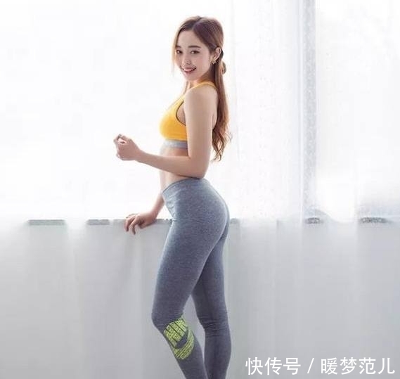 美的|楚楚动人的打底裤小姐姐,大秀S型曲线,美的让人一眼难忘