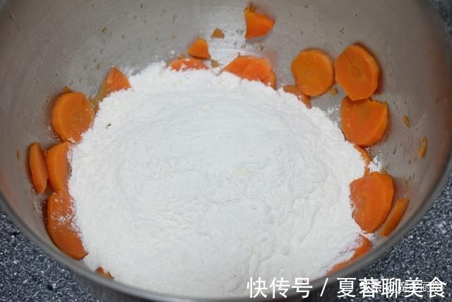 放水|不放油不放水,牛奶鸡蛋都没有,这样的面包会是什么样?太喜欢了