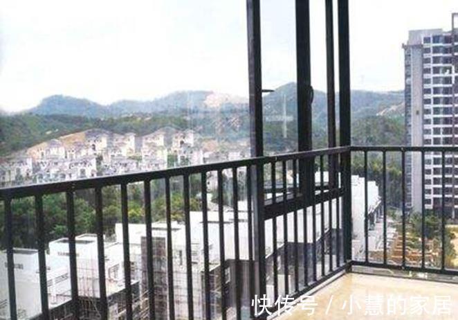 新房|新房买在高层，要不要封阳台？看到邻居家的阳台才知道！