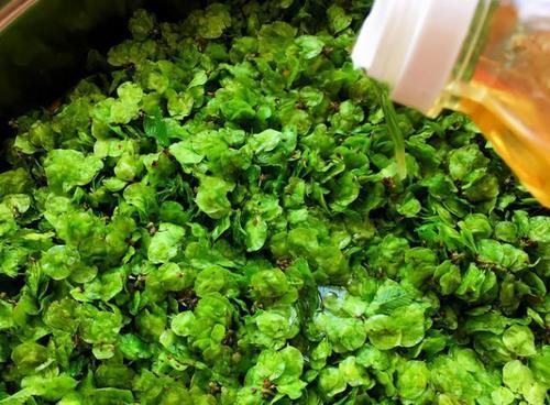 春天多吃这道蒸菜,安神助睡眠,做法简单,两天吃一次,睡觉香