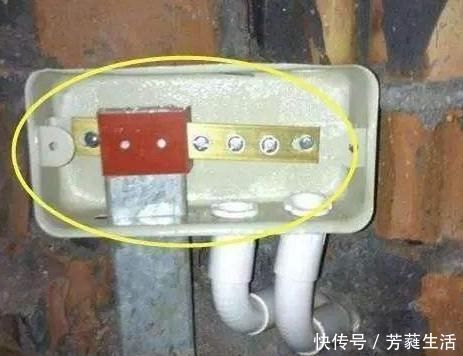 工人|卫生间一定要装这个装置,工人如果漏装了,快让他装上才给钱