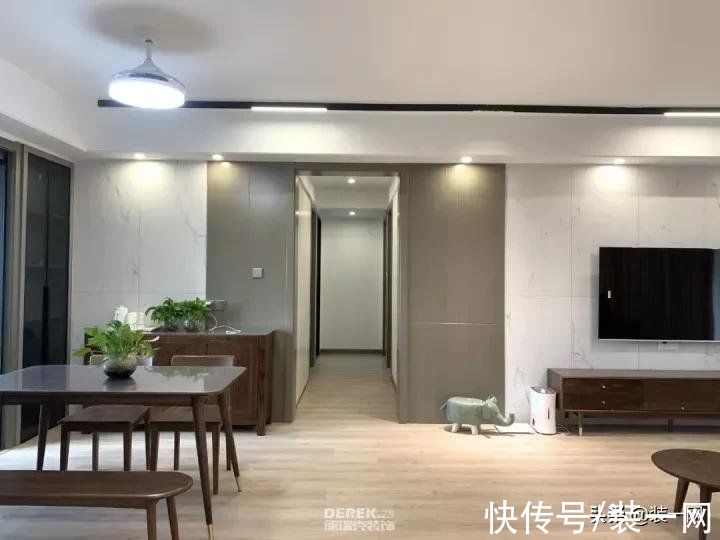 主卧|143平现代风格实景案例赏析，厨房三联动门设计通透明亮