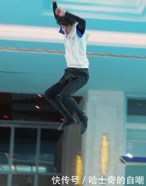 弹椅 弹椅游戏暴露跑男真实颜值,蔡徐坤郑恺发际线升天,宋雨琦花妆