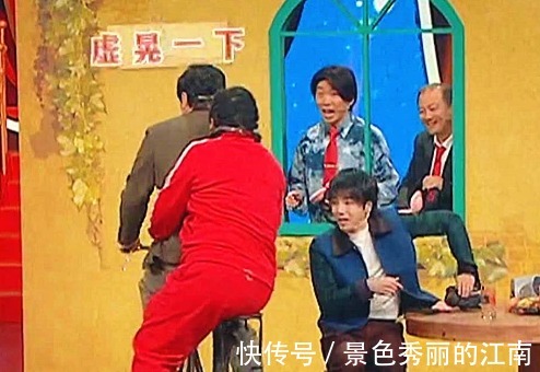 王牌|华晨宇参加《王牌》还用替身看到替身的笑容，真爱粉都没认出来