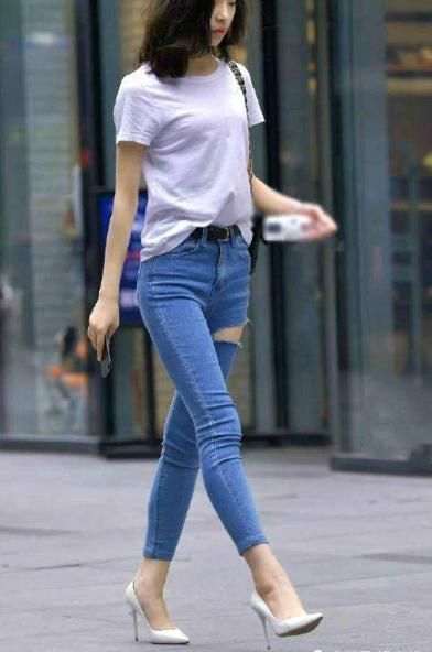 街拍4款夏日外出穿搭，充满休闲，时尚，知性，美好