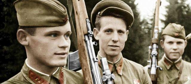 没错|斯大林做了一件缺德事,让100万苏军背叛国家,他还认为自己没错