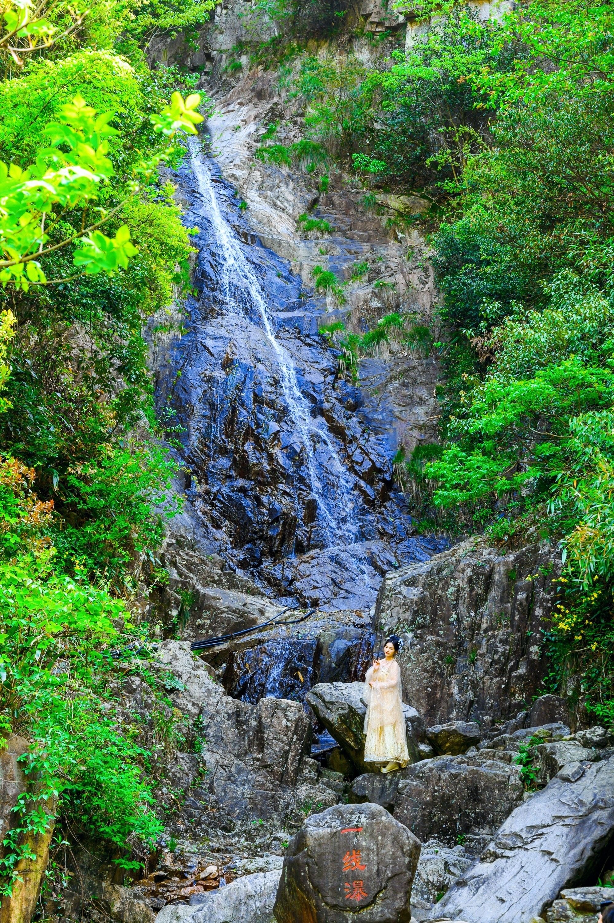 安吉浙北大峡谷，北纬30度线上的奇特山景，九大游乐项目等你挑战