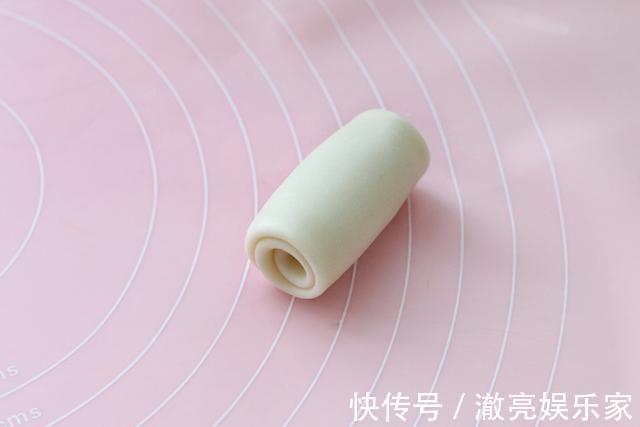 自制传统中式糕点，无需黄油也能层次分明，咬一口酥得掉一地渣！