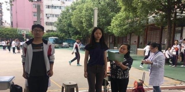 身高|“儿童身高标准”出炉,幼儿园前低于1米的,别错过二次猛涨期