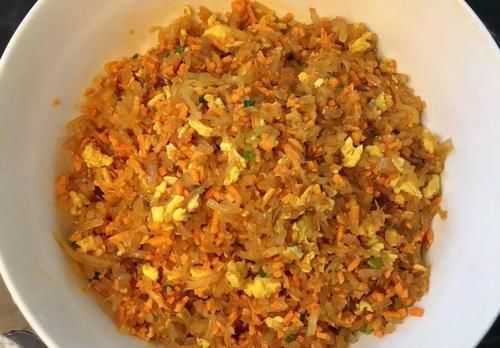 花生油|天冷白萝卜不要直接吃，加一个红薯，外酥里香，太馋人了