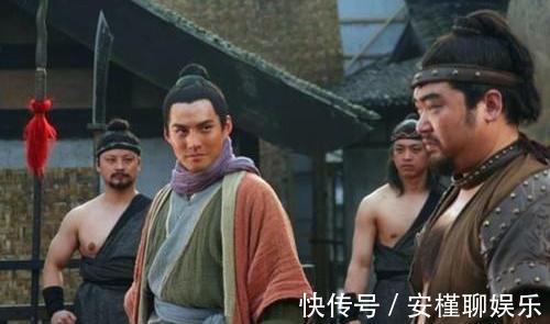 杨雄#揭秘水浒传燕青十八般武艺样样精通,为什么会被杨雄一棍放倒