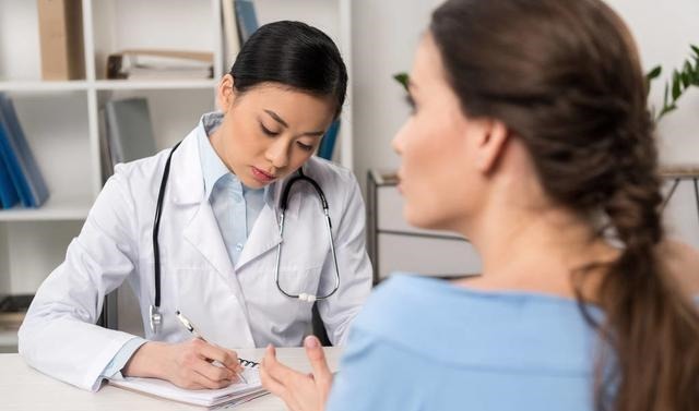 禁忌|洗头是“姨妈期”禁忌?妇科专家:8件事真的不能在经期做