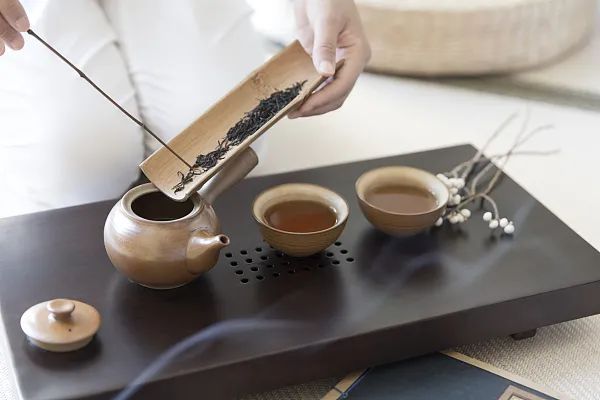 生茶|一个适合中国人防三高的方法：多喝它