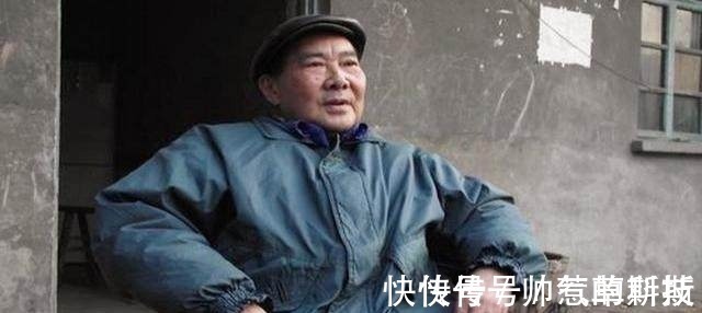 穆桂英@老大爷自称杨家将37代后人,杨家枪法样样精通,一枪可挑翻7人