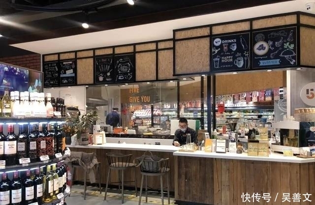 开越|3㎡实现梦想?咖啡馆越开越小,最近流行“店中店”