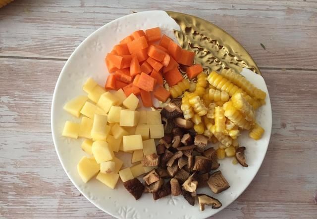 食欲|这道菜做得太有食欲了,有荤有素好吃又营养,孩子点名还要吃