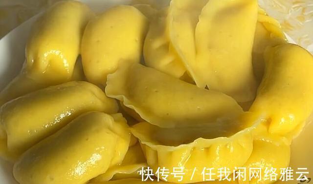 一到冬天,我家就包这种馅的饺子,鲜嫩多汁,皮薄馅大,太香了