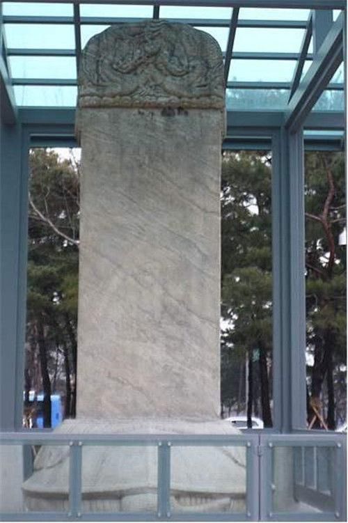 朝鲜半岛|韩国发洪水冲出一块石碑，上面7个汉字让韩国学者愣住：不可能