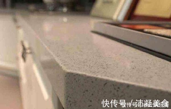 台面|厨房台面选石英石还是不锈钢幸亏工头告诉我,差点跟风买错