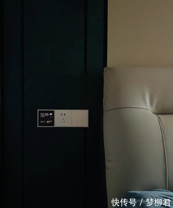 底盒|以前不懂,开关插座“做一排”!其实早该这样做,好看实用又高级