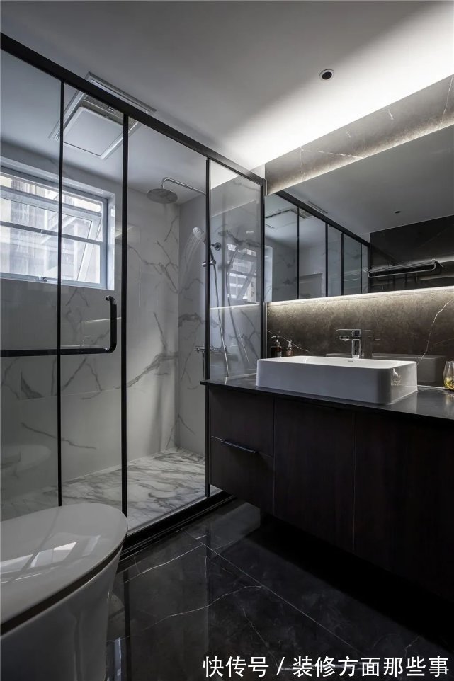 优雅|130㎡现代简雅风，极简的无主灯设计，营造一个高级优雅的空间