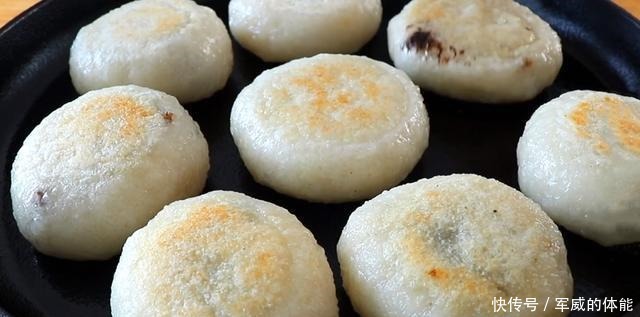 糯米和它搭配一起吃,香甜软糯,隔三差五吃一回,孩子个子蹬蹬长