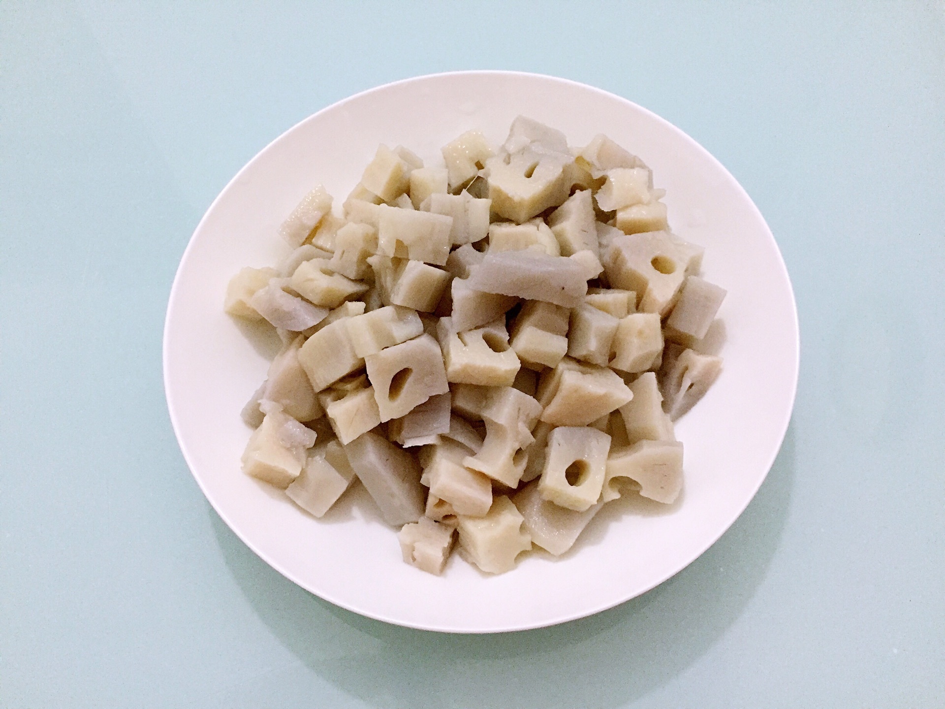 糖醋藕丁开胃爽口,做法简单,轻松完成一道下酒菜!