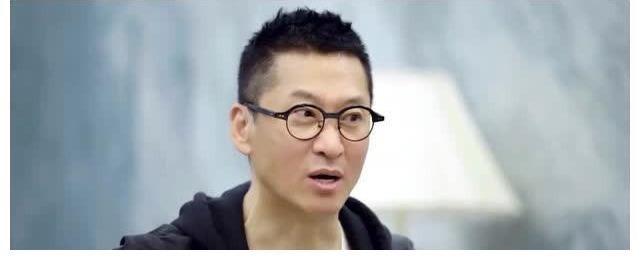 节目|《桃花坞》秒变《吐槽大会》，李雪琴以一己之力拯救整个节目