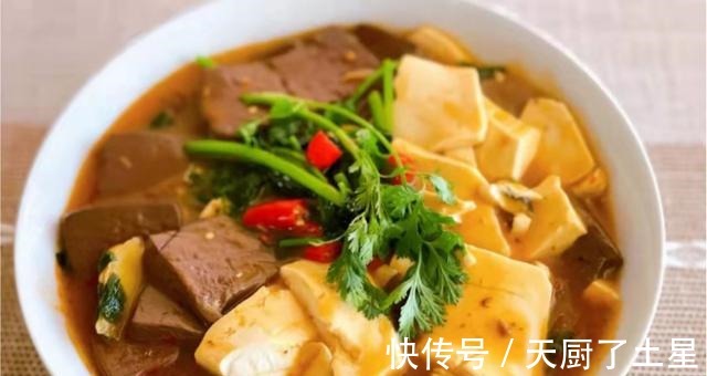 大冷天，宁可少吃牛羊肉，也别错过吃它，热热乎乎端上桌，太解馋！