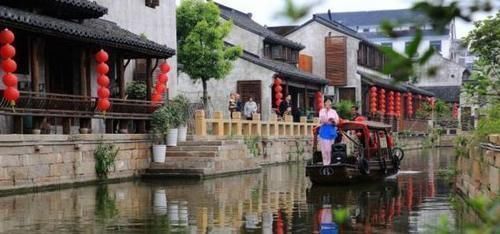 景点|中国“最任性”的古镇，景区门票80元，对游客“逃票”却视而不见