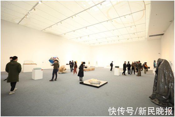 雕塑#“东西南北中——2021学院雕塑邀请展”在上大开幕