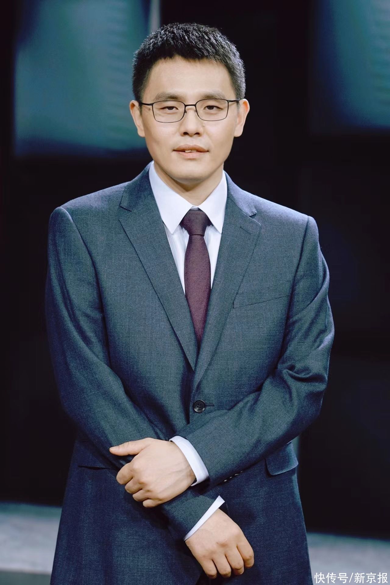 疫情|新闻8点见丨首套房贷利率下调!三问差别化住房信贷政策调整