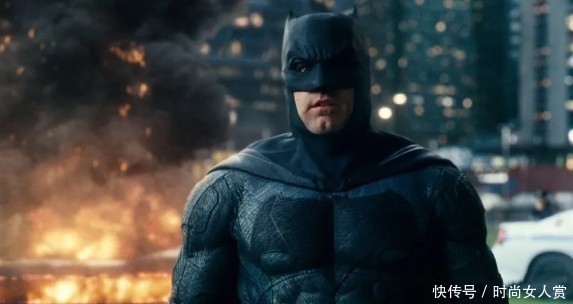 《正义联盟》电影中人物佩戴什么表?