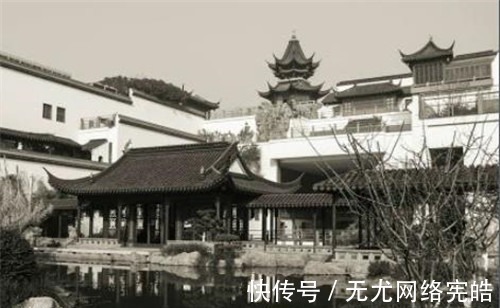 康熙|故宫发现一份康熙密旨,揭开曹雪芹一家特殊身份,藏得可真够深