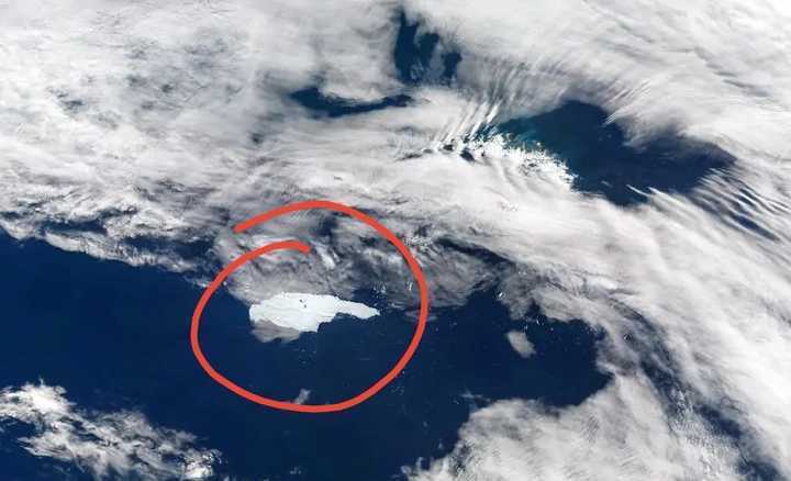 南极 能放下130个澳门，全球最大冰山刚从南极崩落，知道它有多少水吗