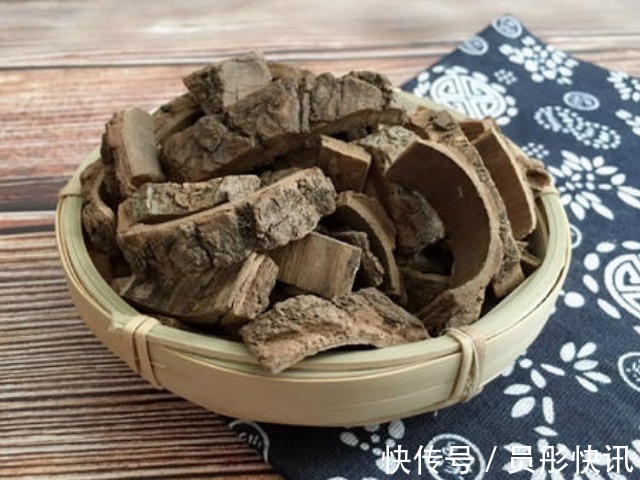 老年人|年龄越大,膝盖老化越严重,中医上的一个热敷法让膝盖多用10年